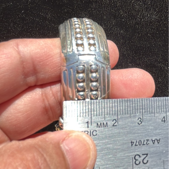 SLANE & SLANE STERLING SILVER CUFF BRACELET ( SMALL SIZE ) - Picture 17 of 17